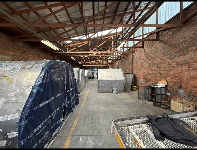 479M² WAREHOUSE TO LET IN ISANDO